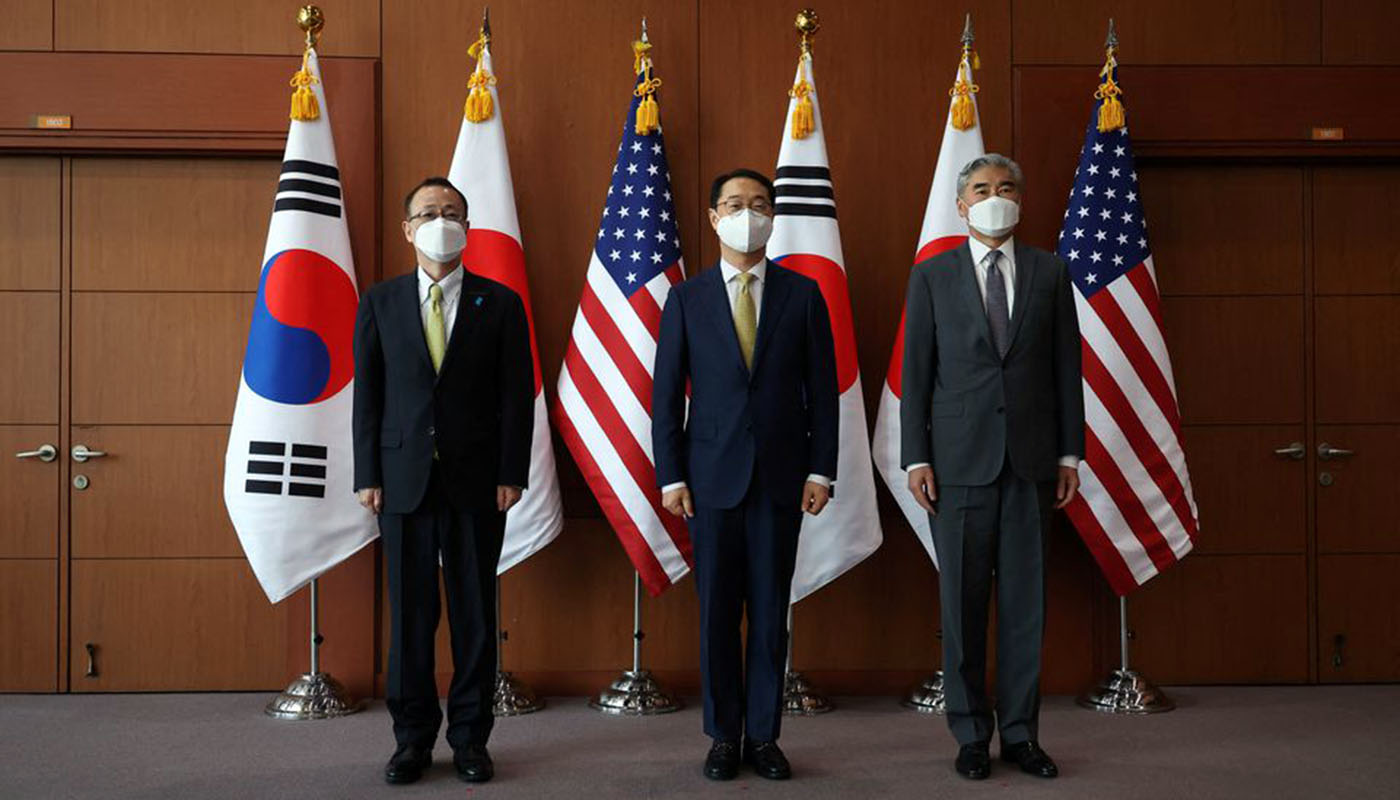 «Ασιατικό NATO» βλέπει στη συμφωνία ΗΠΑ, Νότιας Κορέας και Ιαπωνίας η Βόρεια Κορέα